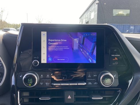 Used 2024 Toyota Highlander XSE image 24