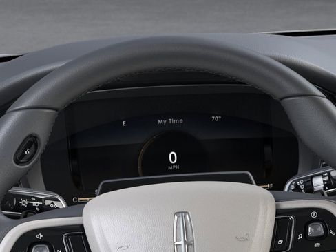 New 2026 Lincoln Corsair Premiere image 13