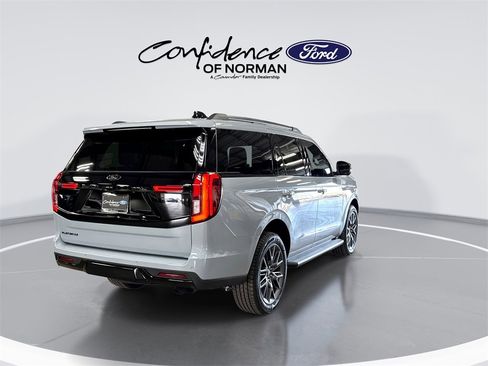 New 2026 Ford Expedition Platinum w/ Stealth Appearance Package image 8