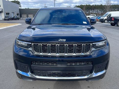 Certified 2025 Jeep Grand Cherokee L Laredo w/ Luxury Tech Group I image 2