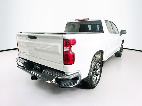 Used 2024 Chevrolet Silverado 1500 LT AWD/4WD image 9