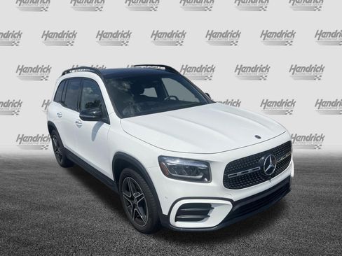 Certified 2025 Mercedes-Benz GLB 250 4MATIC image 2