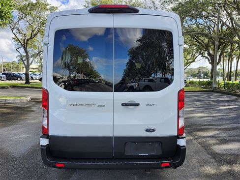 Used 2021 Ford Transit 350 XLT image 9