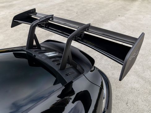 Certified 2025 Porsche 911 GT3 RS image 31