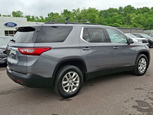 Used 2021 Chevrolet Traverse LT AWD/4WD image 11