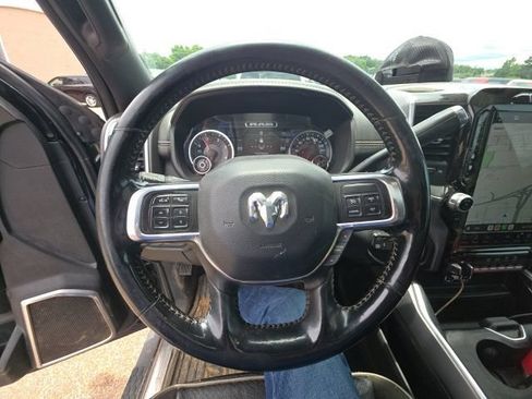 Used 2022 RAM 3500 Laramie w/ Night Edition AWD/4WD image 17