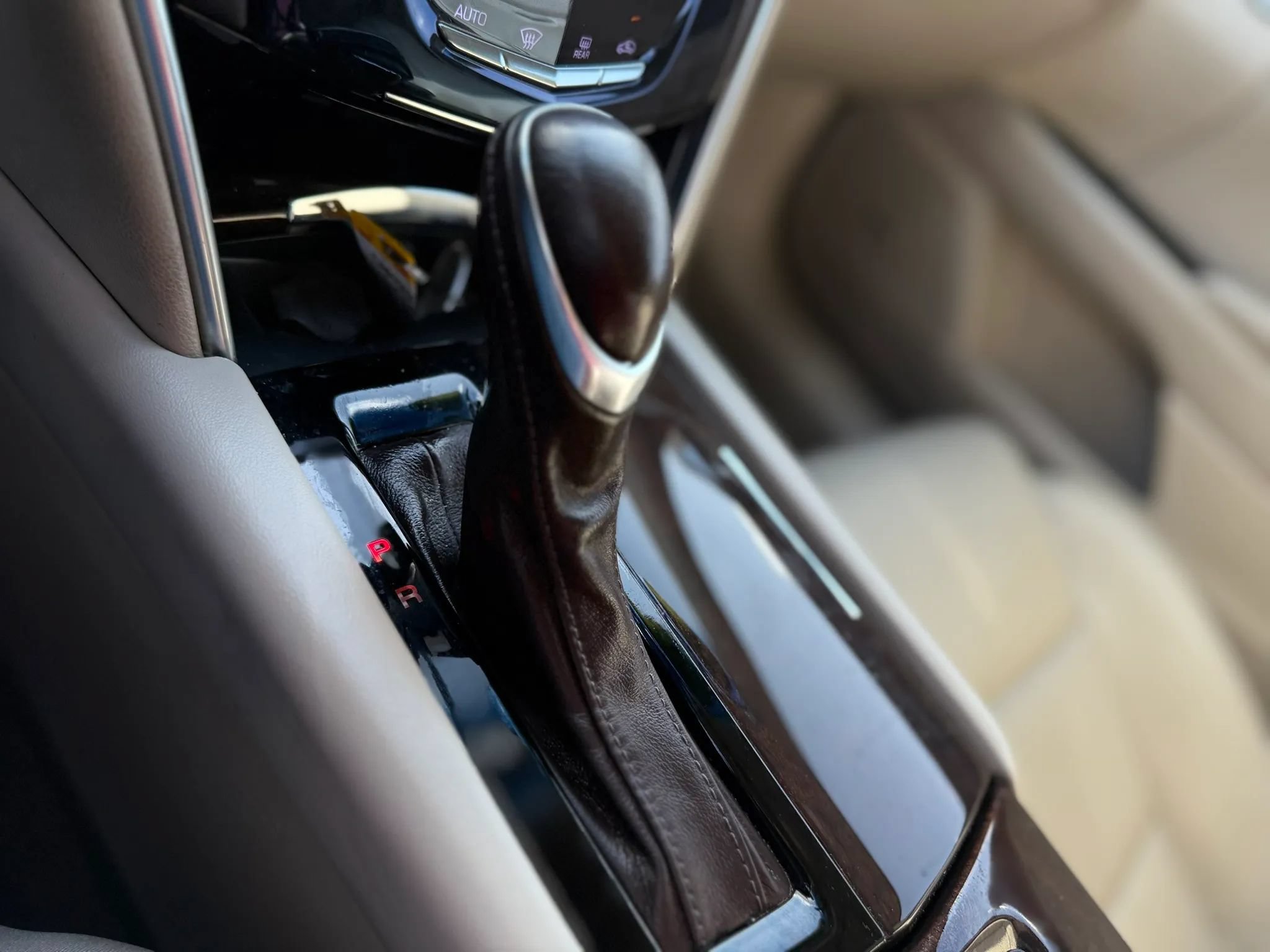 Used 2014 Cadillac XTS FWD image 14