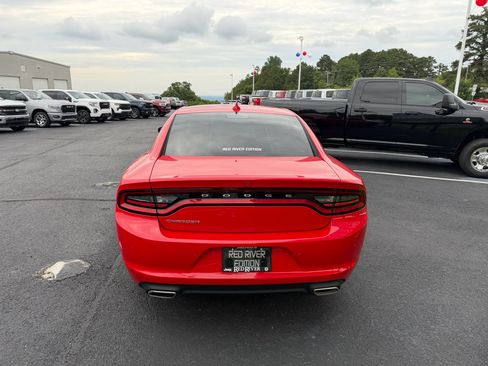 Used 2023 Dodge Charger SXT w/ Cold Weather Package RWD image 4