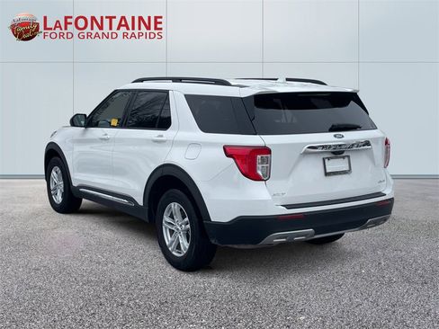 Used 2023 Ford Explorer XLT w/ Equipment Group 202A image 5