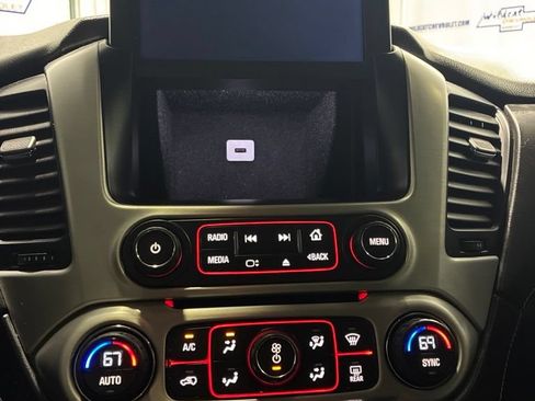 Used 2015 GMC Yukon SLE w/ Convenience Package AWD/4WD image 28