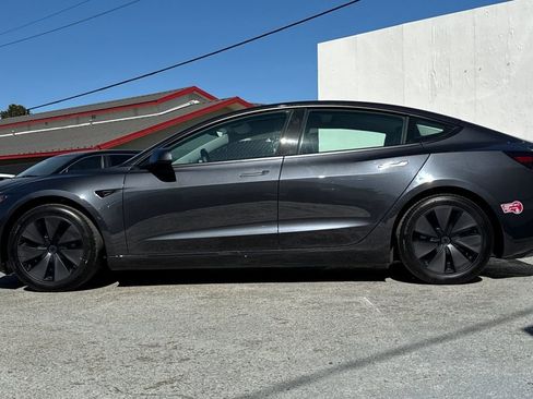 Used 2024 Tesla Model 3 Standard Range image 6