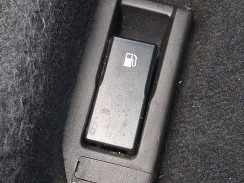 Certified 2023 Subaru Crosstrek 2.0i image 27