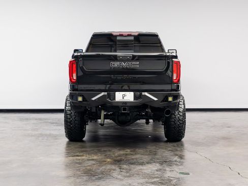 Used 2020 GMC Sierra 2500 Denali w/ Denali Ultimate Package AWD/4WD image 18