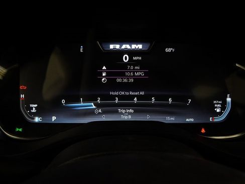 New 2026 RAM 1500 4x4 Crew Cab image 21