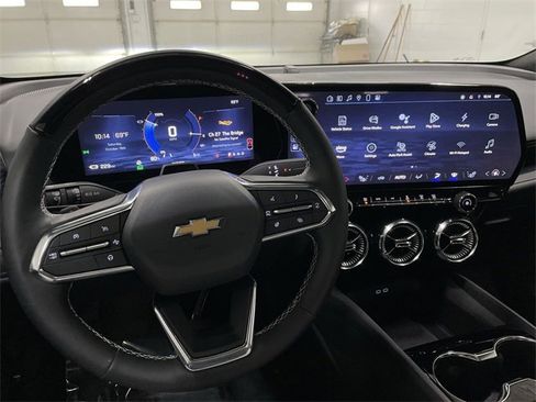 Certified 2025 Chevrolet Blazer EV LT w/ Super Cruise Package image 18