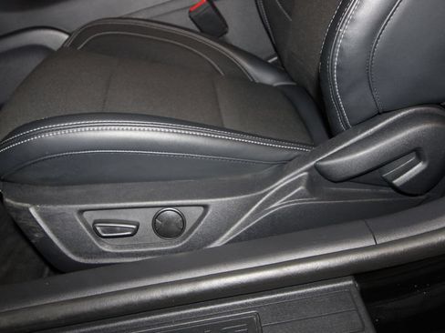 Used 2024 Ford Mustang GT RWD image 9