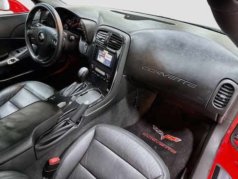 Used 2012 Chevrolet Corvette Convertible RWD image 24
