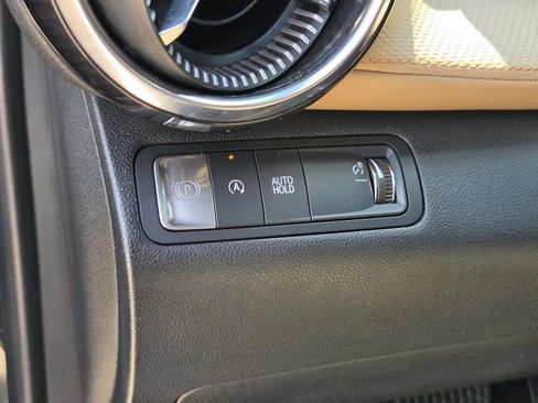 Used 2025 Chevrolet Equinox ACTIV w/ Safety and Technology Package FWD image 26