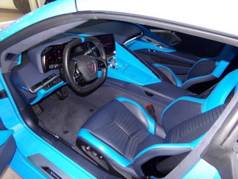 Used 2021 Chevrolet Corvette Stingray Premium Cpe w/ Z51 Performance Package image 25