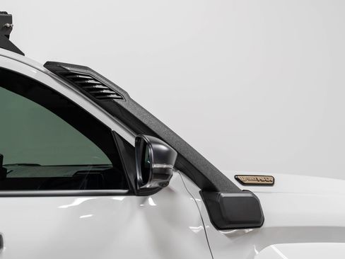 Used 2025 Toyota 4Runner Trailhunter image 27