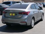 Used 2022 Hyundai Accent SEL image 3