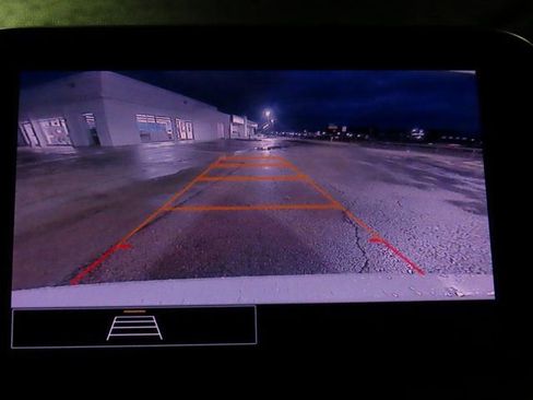 Used 2023 Chevrolet Malibu LT image 27