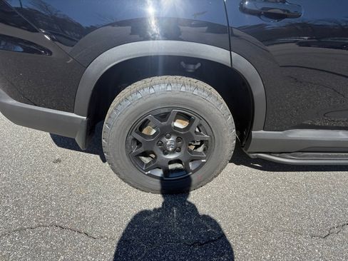 New 2026 Honda Pilot TrailSport image 23