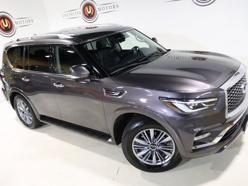 Used 2024 INFINITI QX80 Luxe image 8