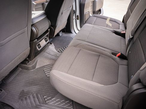 Used 2020 Chevrolet Silverado 3500 LT image 29