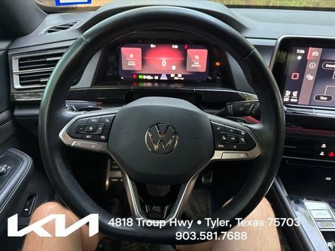 Used 2025 Volkswagen Atlas Cross Sport SEL Premium R-Line AWD/4WD image 18