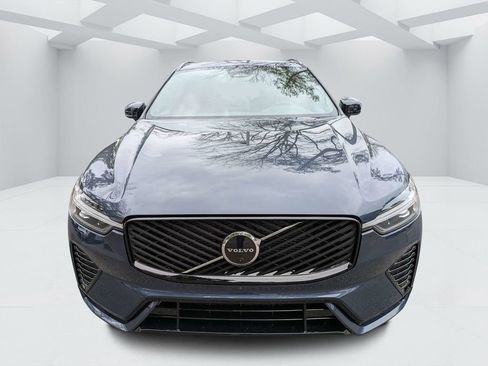 New 2026 Volvo XC60 B5 Plus w/ Protection Package Premier AWD/4WD image 8