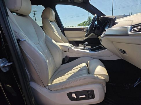 Used 2019 BMW X5 xDrive40i w/ Premium Package 2 AWD/4WD image 21