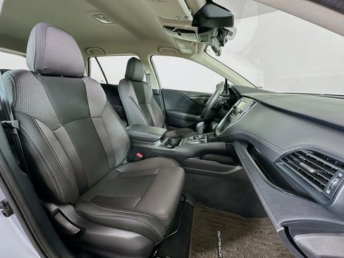 Used 2025 Subaru Outback image 28