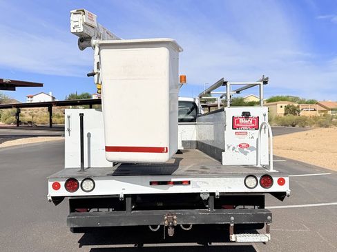 Used 2017 Ford F450 XL w/ Power Equipment Group RWD image 4