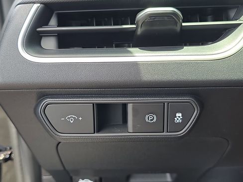 New 2026 Kia K4 FWD image 28