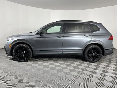 Used 2023 Volkswagen Tiguan SE R-Line FWD image 5