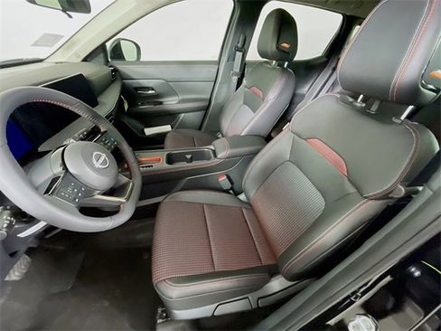 New 2026 Nissan Kicks SR image 13