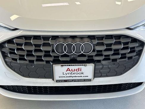 Used 2025 Audi Q5 Premium w/ Convenience Package AWD/4WD image 12