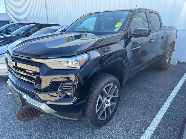 Certified 2023 Chevrolet Colorado Z71 w/ Z71 Convenience Package 2 AWD/4WD image 1
