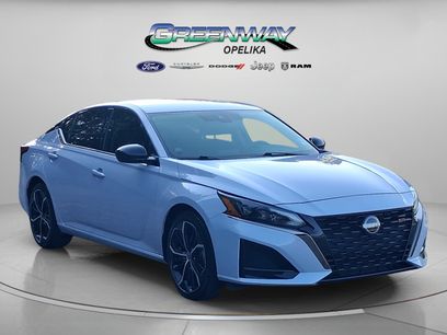 Used 2024 Nissan Altima 2.5 SR