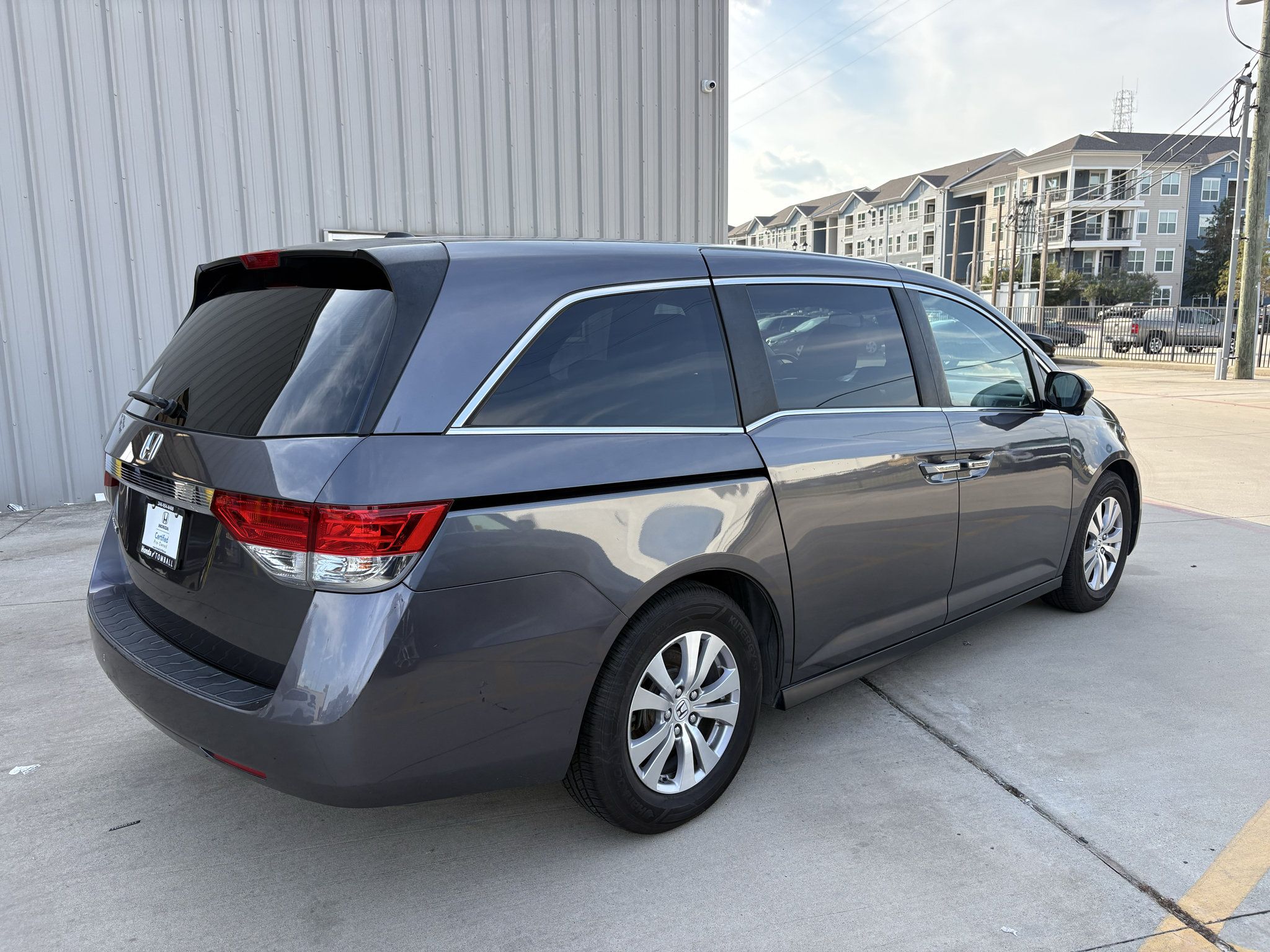 Used 2016 Honda Odyssey EX-L image 8