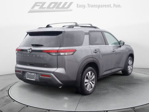 New 2026 Nissan Pathfinder SL image 7