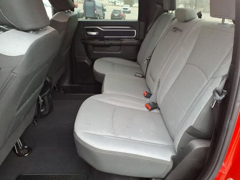 Used 2024 RAM 2500 Big Horn w/ Bed Utility Group image 19