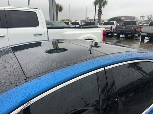 Used 2020 Toyota Camry XSE image 11