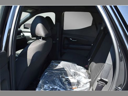 New 2026 Hyundai Santa Cruz SE FWD image 11