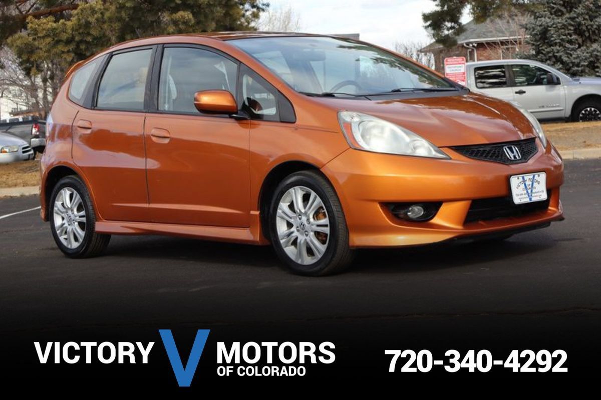 Used 2010 Honda Fit Sport image 1