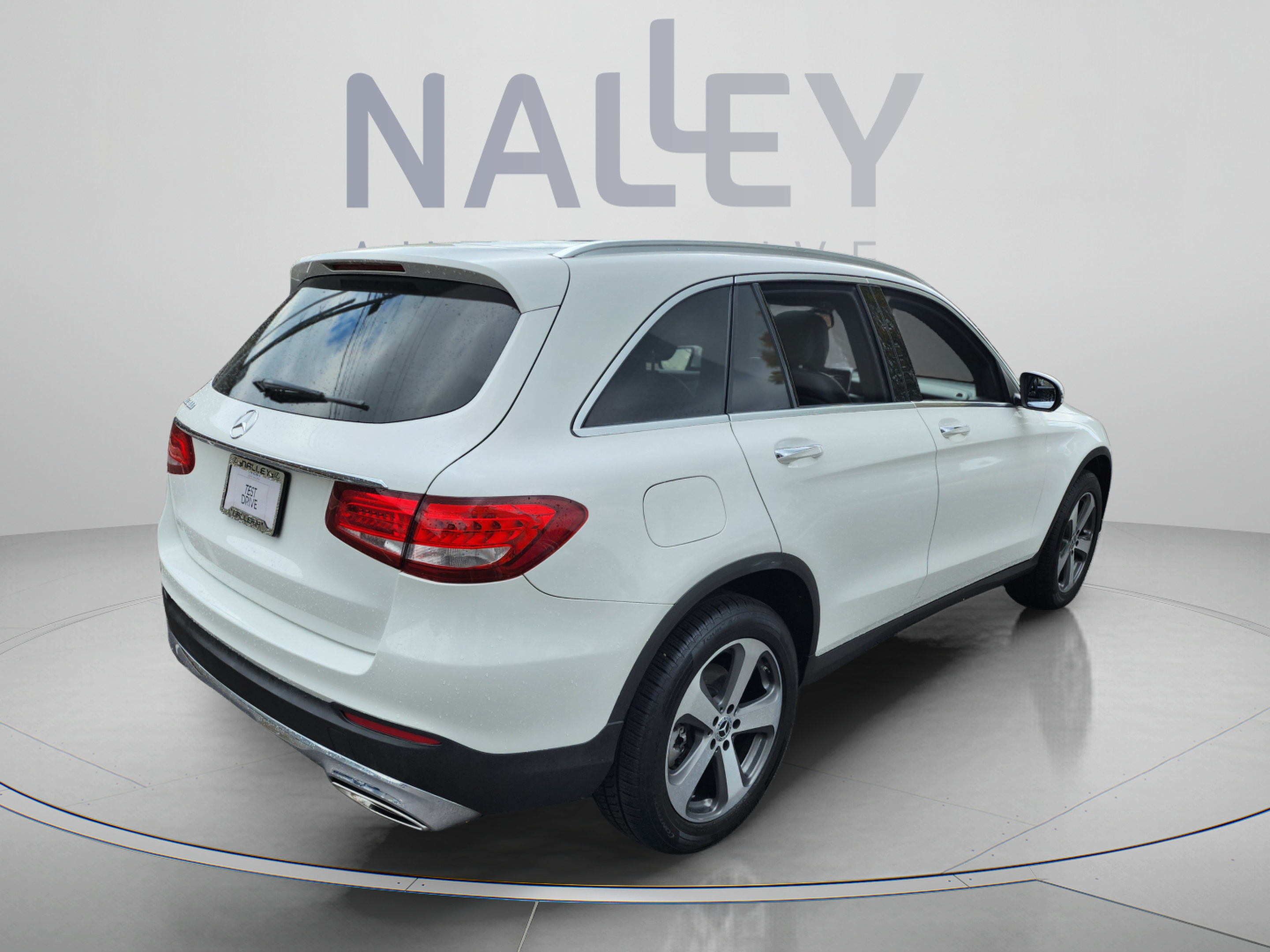 Used 2019 Mercedes-Benz GLC 300 image 5