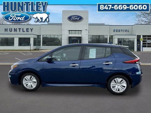 Used 2023 Nissan Leaf S image 4