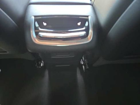 Used 2020 Cadillac XT6 Premium Luxury AWD/4WD image 11