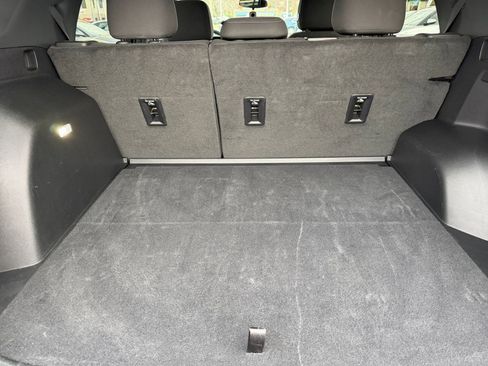 Used 2025 Chevrolet Equinox LT image 30